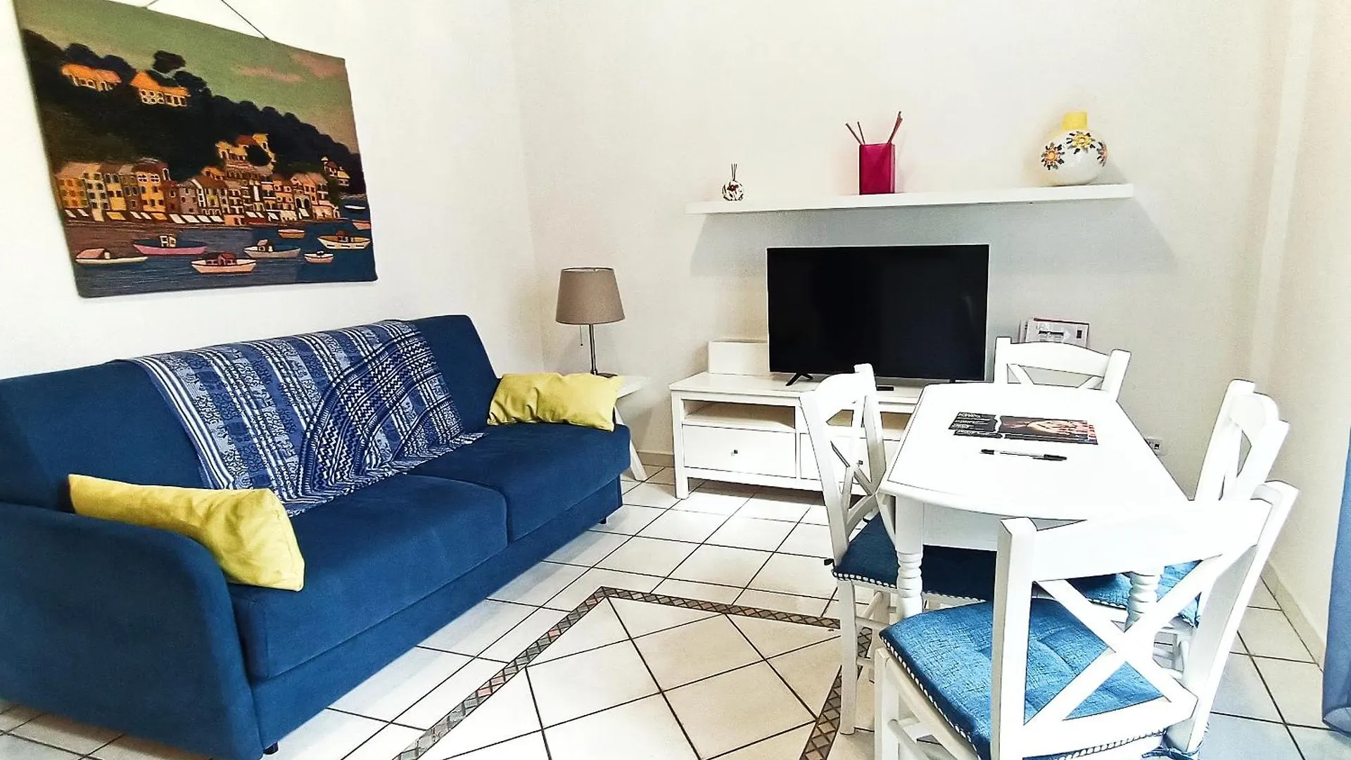 Casa Vacanze Casa Elena San Giorgio a Cremano 0*,  Italië